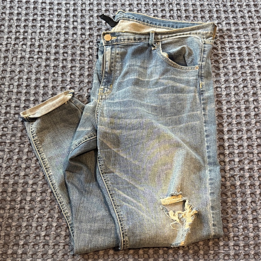 Mossimo Supply Co. Men's Light Blue Slim Jeans